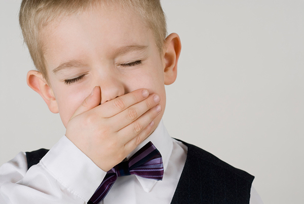 鼻過敏長期鼻涕倒流 恐釀口臭影響人際